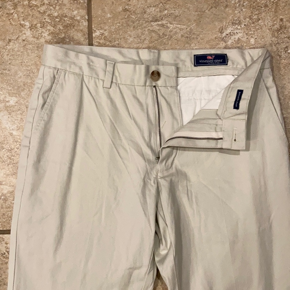 Vineyard vines chinos